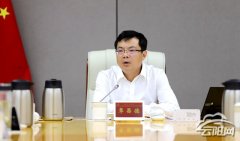 各乡镇（街道）部分和企业从体要把轨制扶植贯